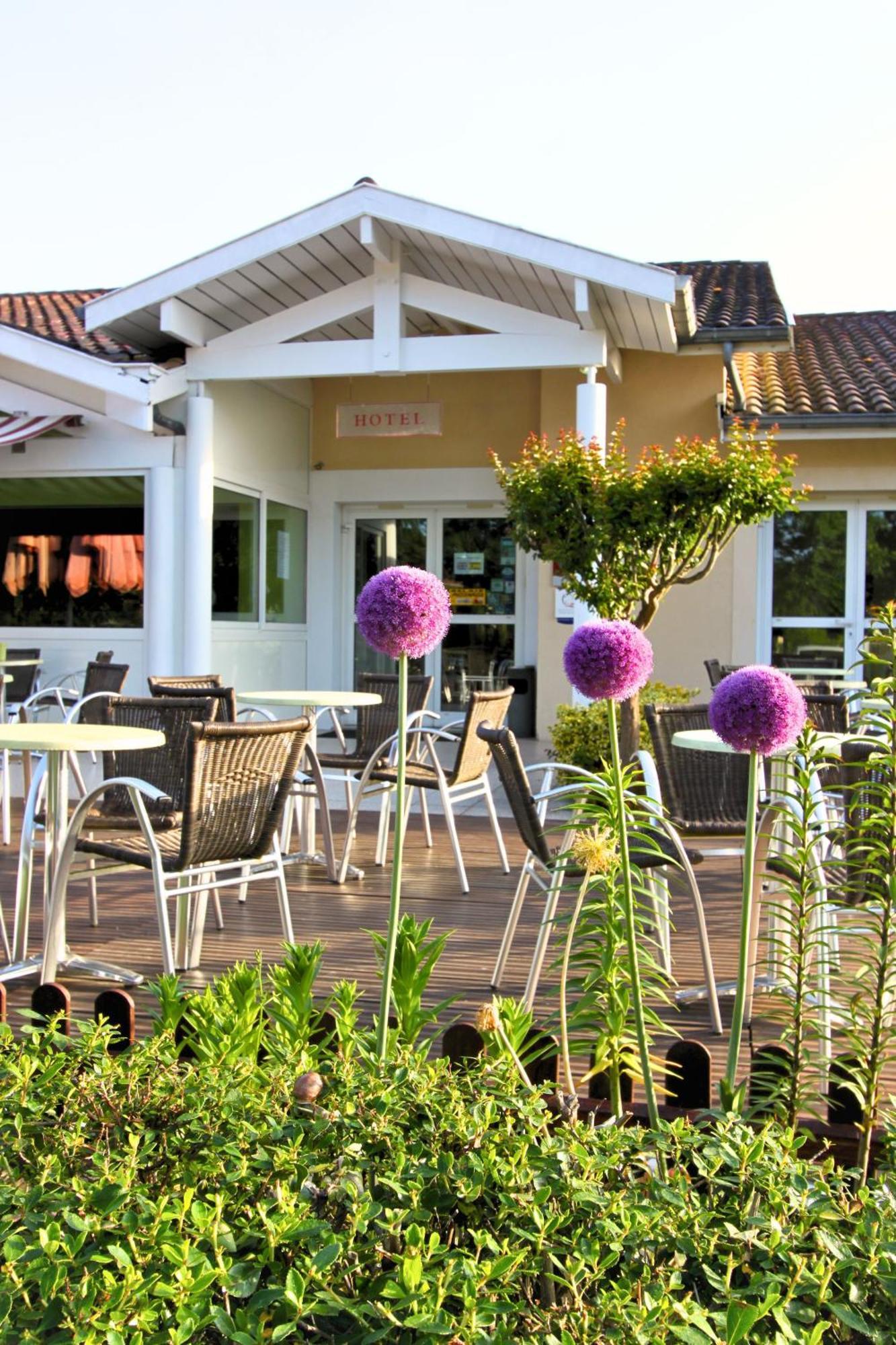Hotel Au P'Tit Creux Des Landes Ychoux Exterior foto